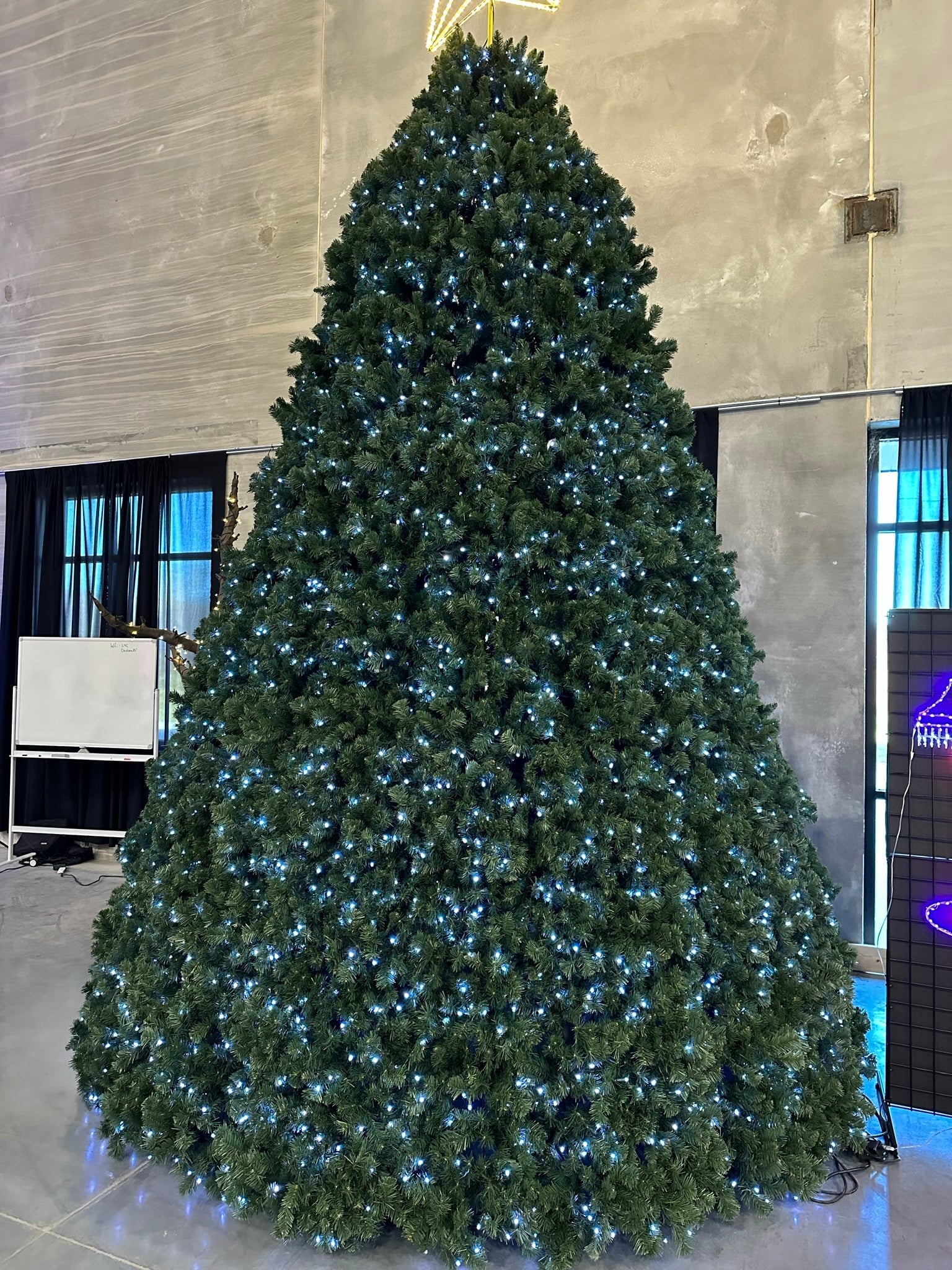 Tower Tree - RGB Color Changing Trees Lights for Christmas