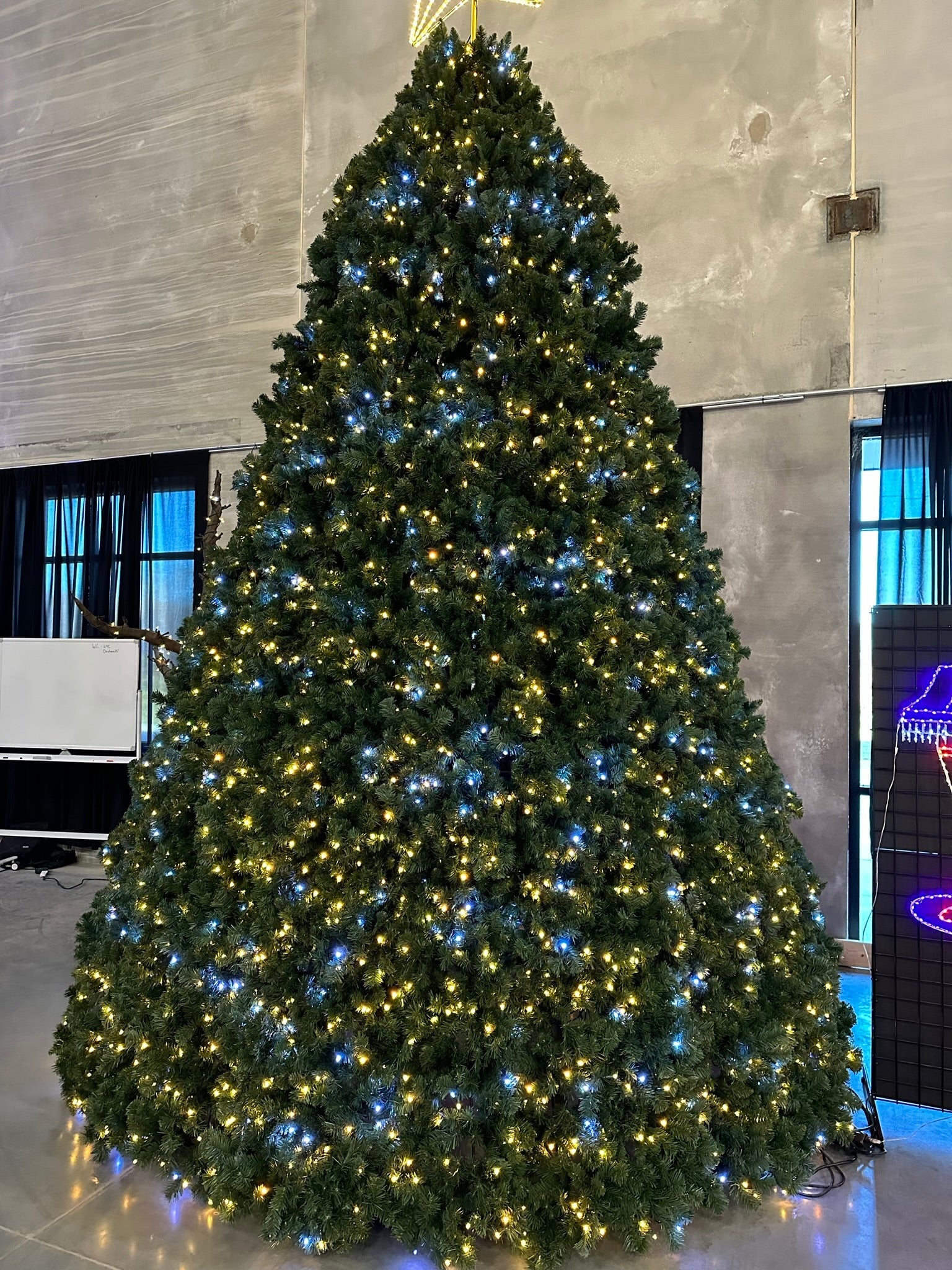 Tower Tree - RGB Color Changing Trees Lights for Christmas
