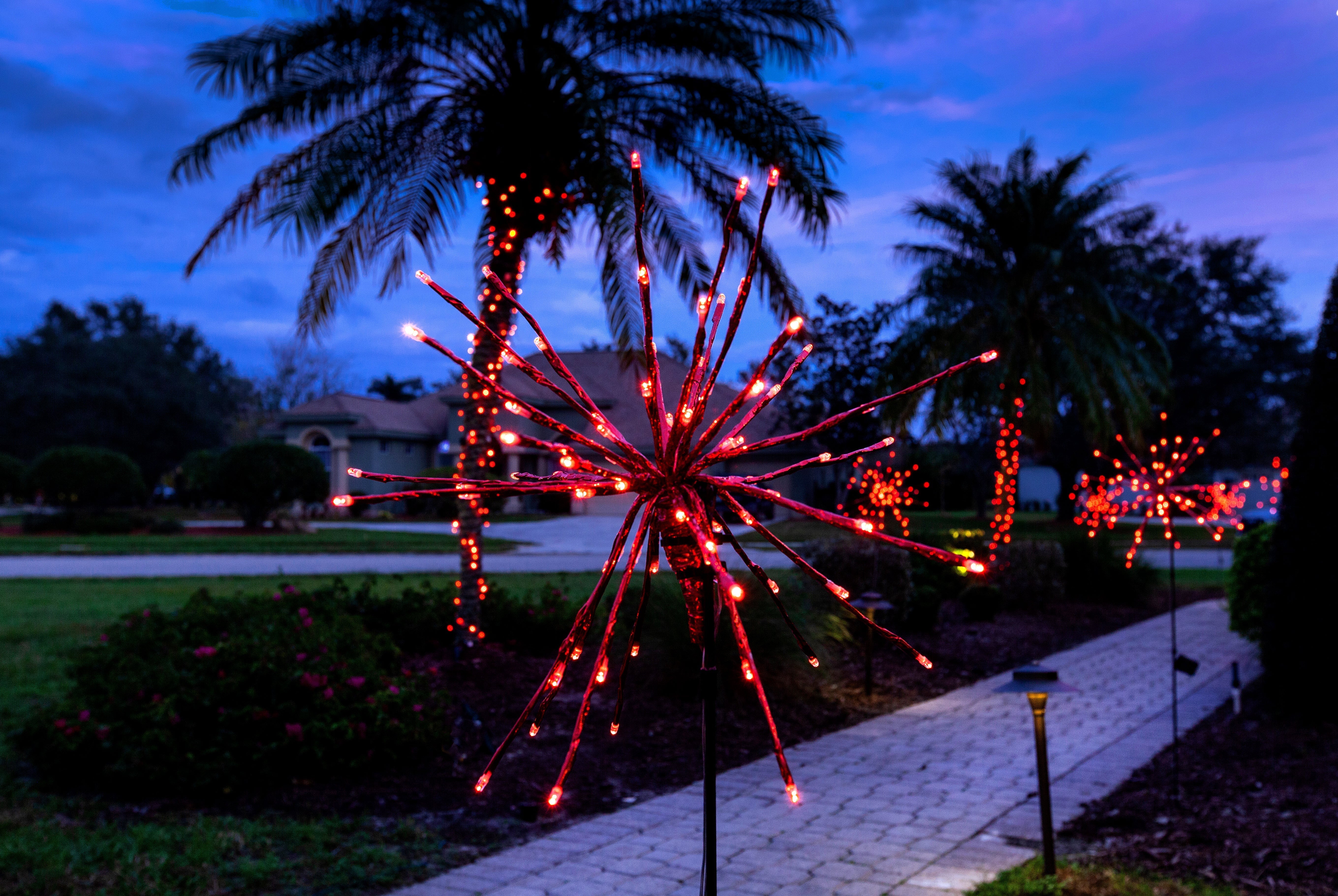 Supernova LED Sphere Spheres Lights for Christmas 